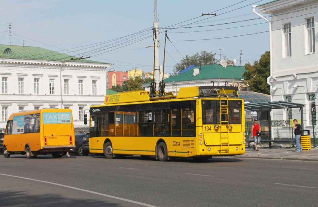 Тролейбус 12 Полтава