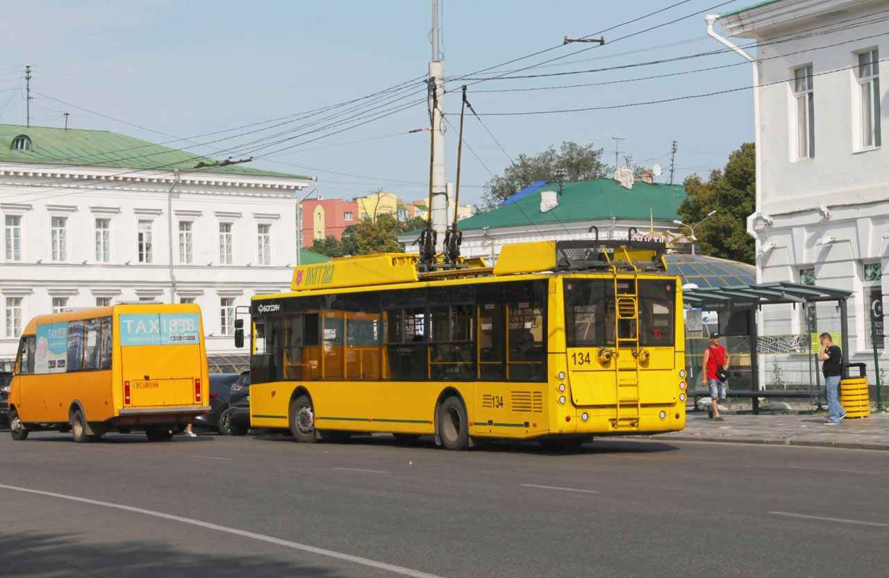 Тролейбус 12 Полтава