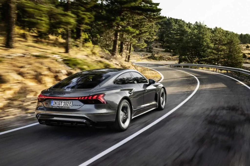 запчасти на Audi E-Tron
