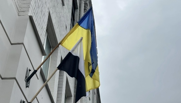 На Полтавщині хвилину мовчання оголошуватимуть через вуличні гучномовці.