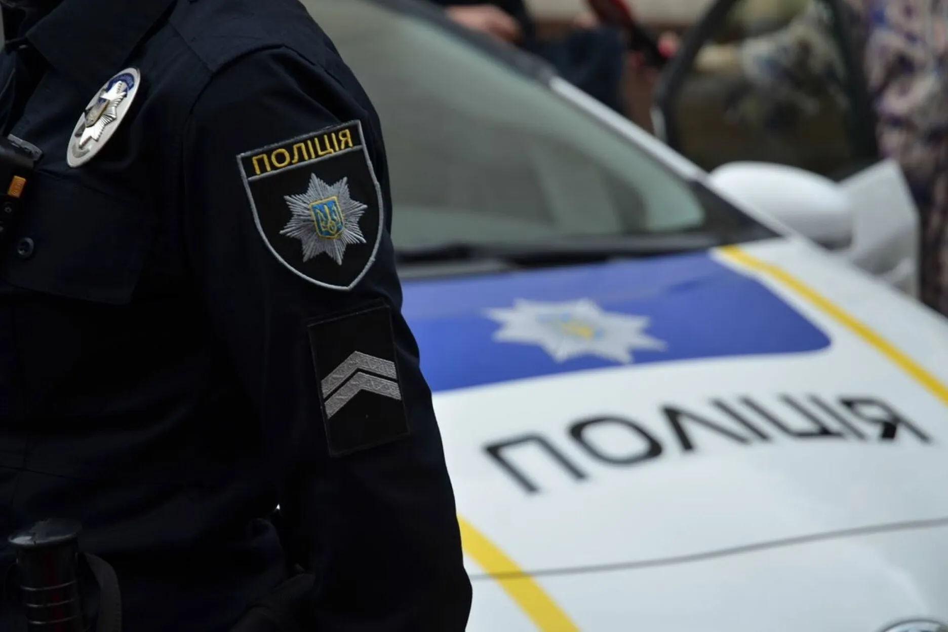 У Полтаві водій наїхав на поліціянта: деталі пригоди.