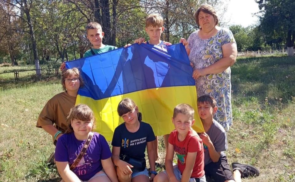 Громада вшанувала Героїв: Патріотичні дійства в книгозбірнях.