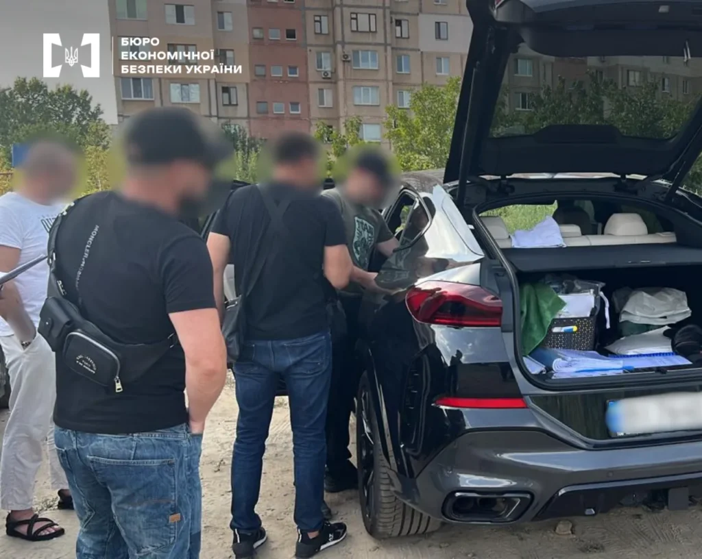 Екс-керівник полтавської будівельної фірми постане перед судом за ухилення від мільйонних податків та незаконне зберігання боєприпасів
