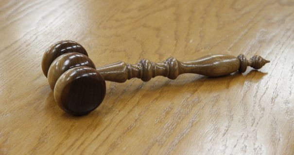 Полтавщина: Педофіл цілував 9-річну подругу доньки.