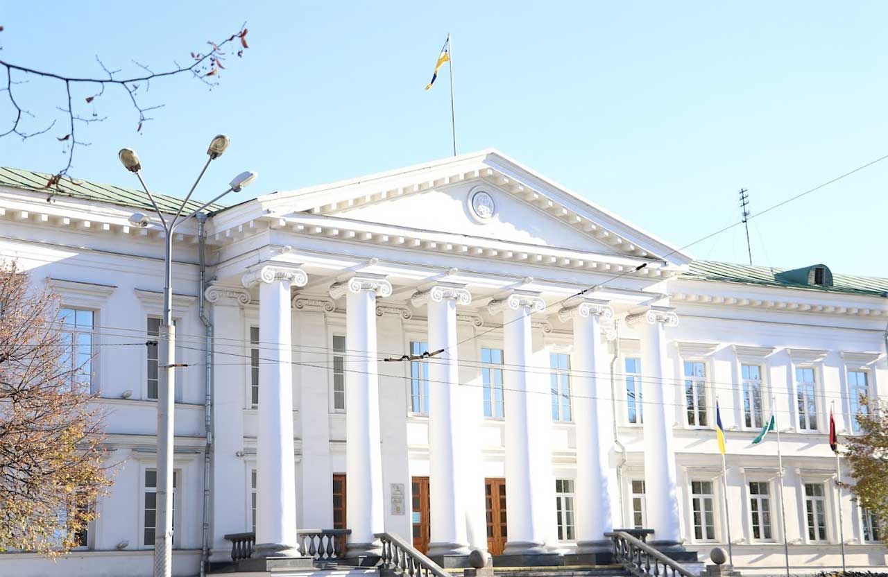 Полтавський суд: розкрадання на дорогах та пільгах повертається на розгляд.